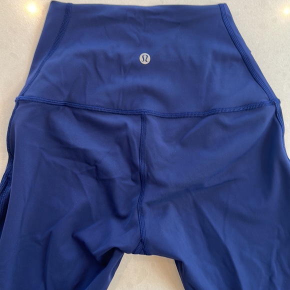 Lululemon crop legging - Picture 4 of 6